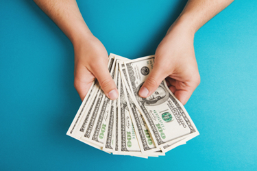 Counting-Money-GettyImages-1211981322 Counting-Money-GettyImages-1211981322