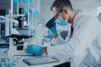 GettyImages-1293772969 lab testing