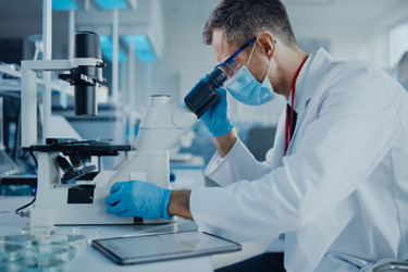 GettyImages-1293772969 lab testing