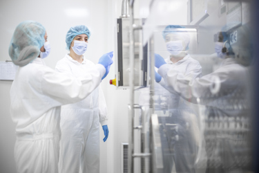 GettyImages-1404945060 Medical Lab