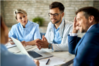 GettyImages-1251666666 team of dcotors clinical