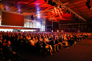 Keynote crowd 2 Keynote crowd 2