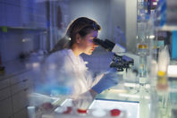 scientist laboratory microscope-GettyImages-1253518521