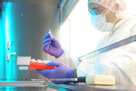 GettyImages-673805662-cell-processing-lab-development