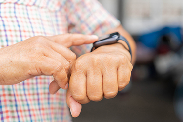 Wearable iStock-1257436276