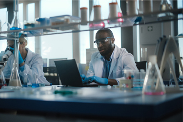 GettyImages-1291031488 lab, research GettyImages-1291031488 lab, research