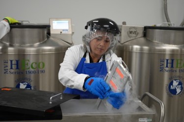 Cryoport - Supply Chain Center 1 Feature