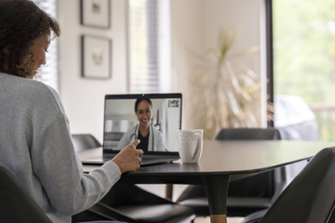 GettyImages-1346651718 computer patient