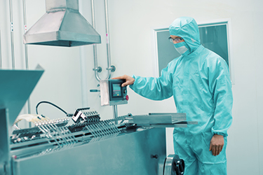 pharma manufacturing GettyImages-503921225