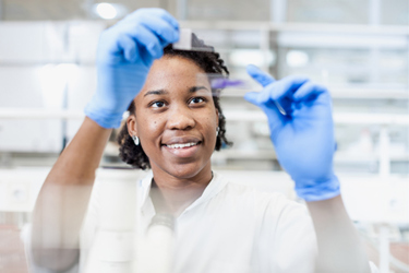 GettyImages-623208264 lab, research, oncology