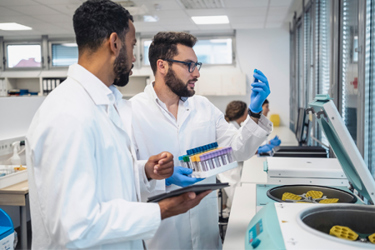 GettyImages-2174865773 vial testing, lab