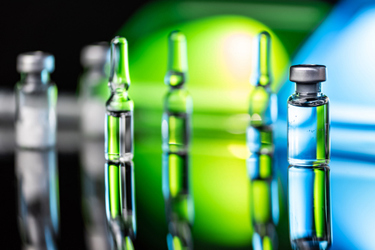 covid-19 flue vaccine-GettyImages-1287965265