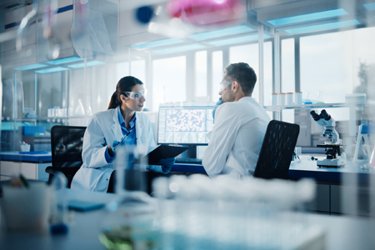 Modern-Medical-Research-Lab-GettyImages-1293773029